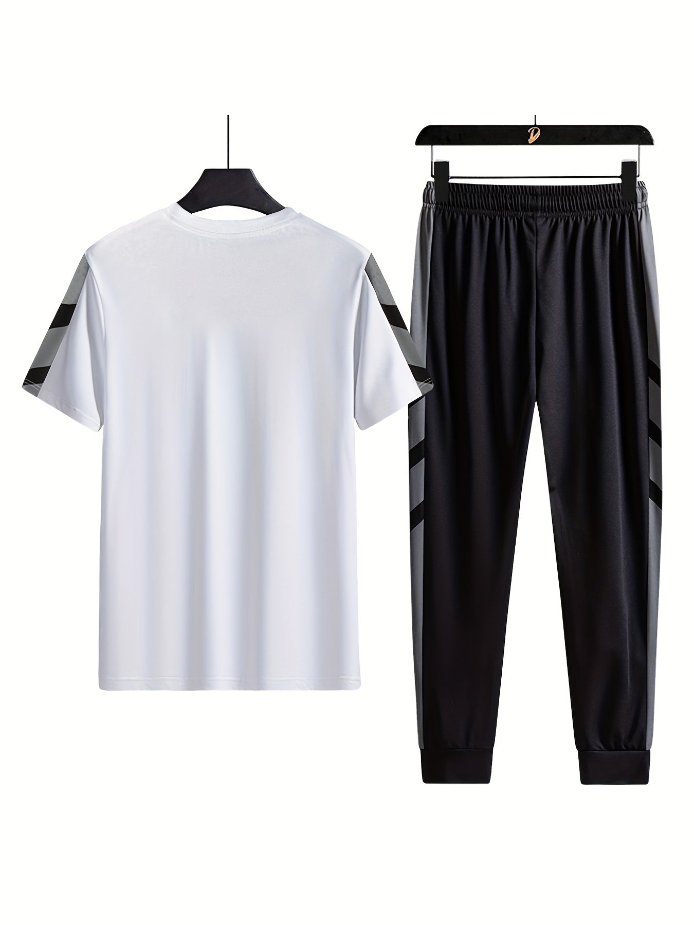 Set of short sleeve T-shirt and drawstring trousers