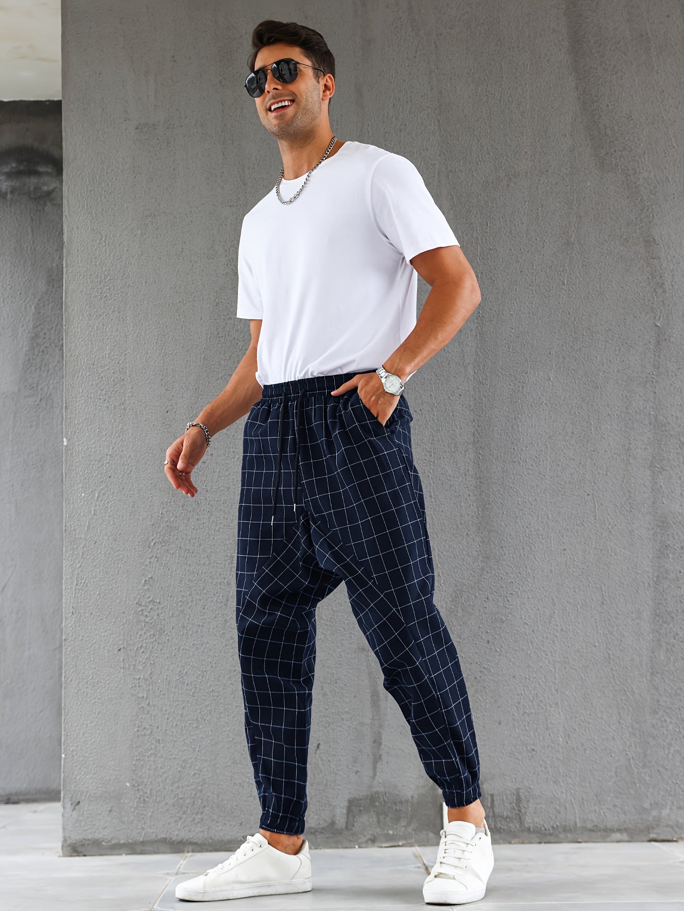 Checked jogging pants with drawstring