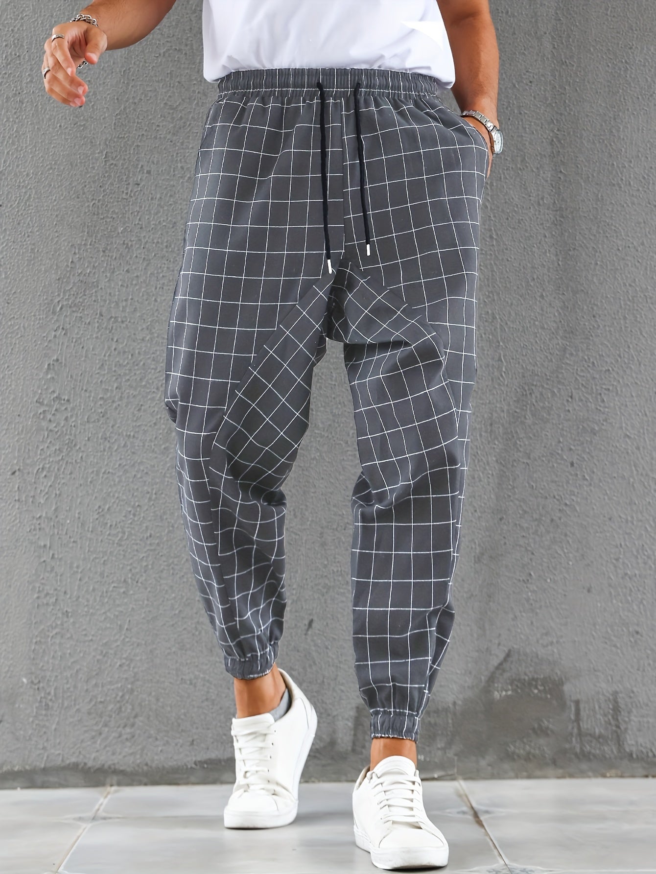 Checked jogging pants with drawstring