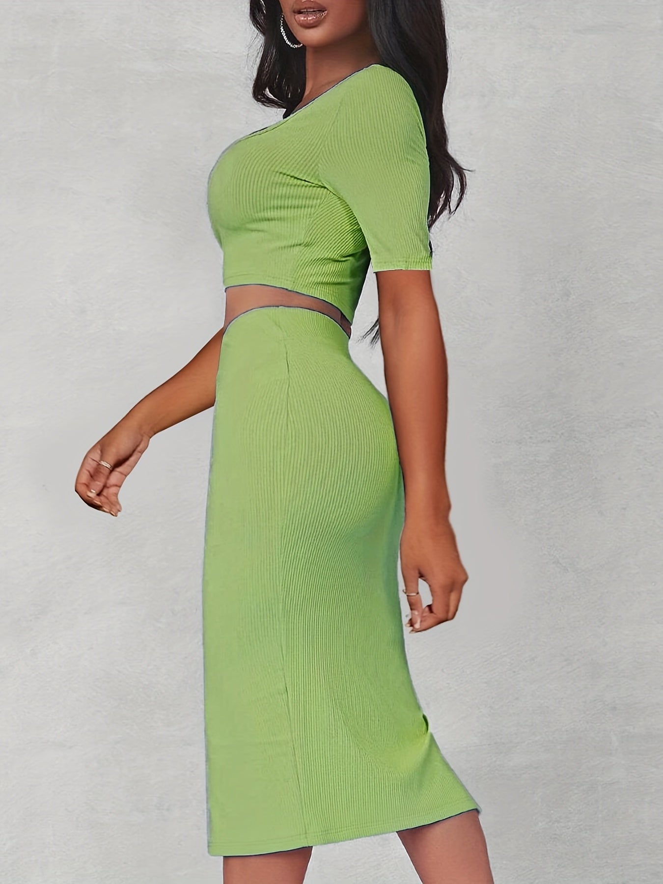 Crop top with square neckline and fitted skirt with slit