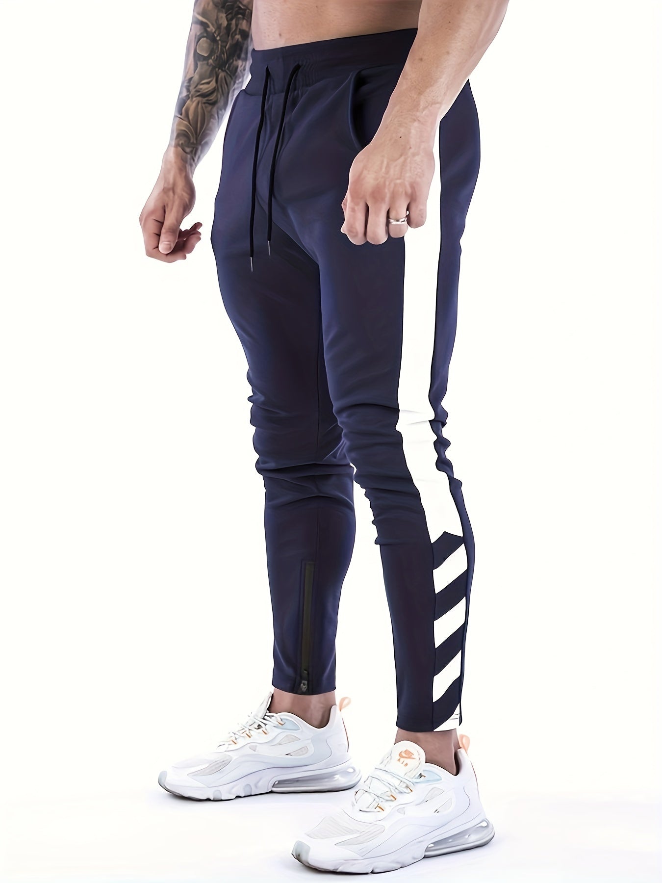 Casual sports pants with elastic waist and drawstring