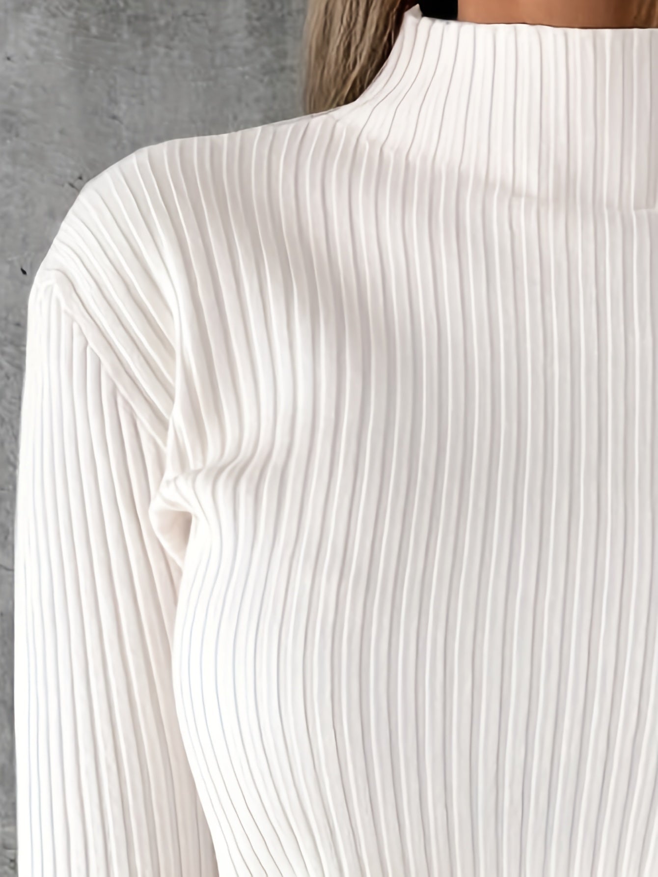 Ribbed thin sweater with high neckline