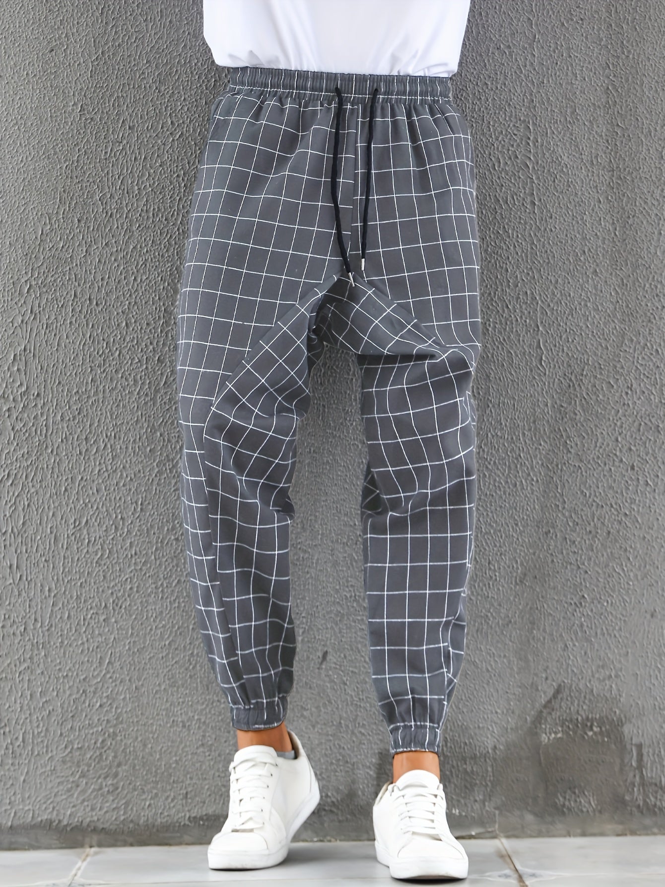 Checked jogging pants with drawstring