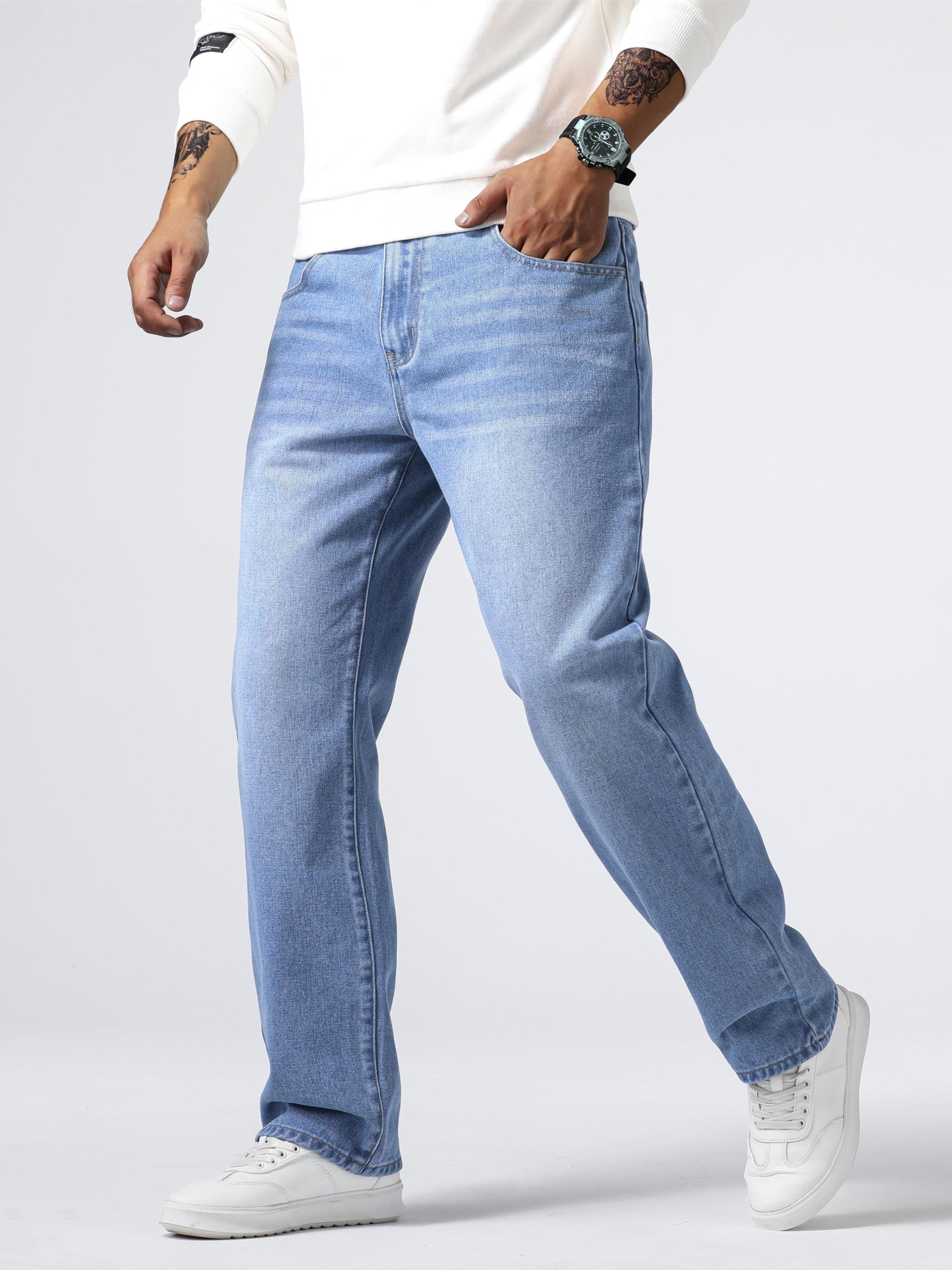 Men's jeans in classic design