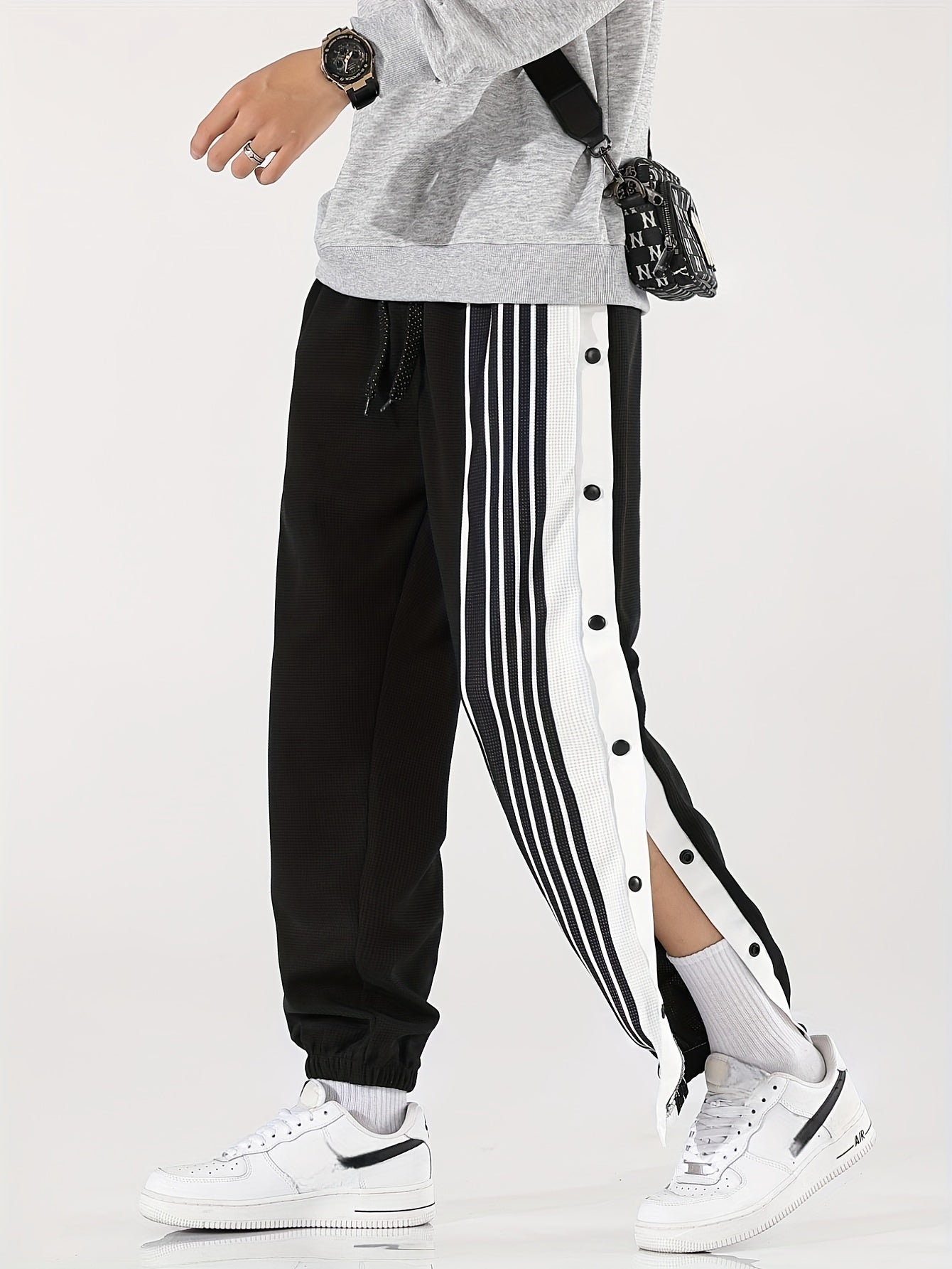 Striped sports pants for men