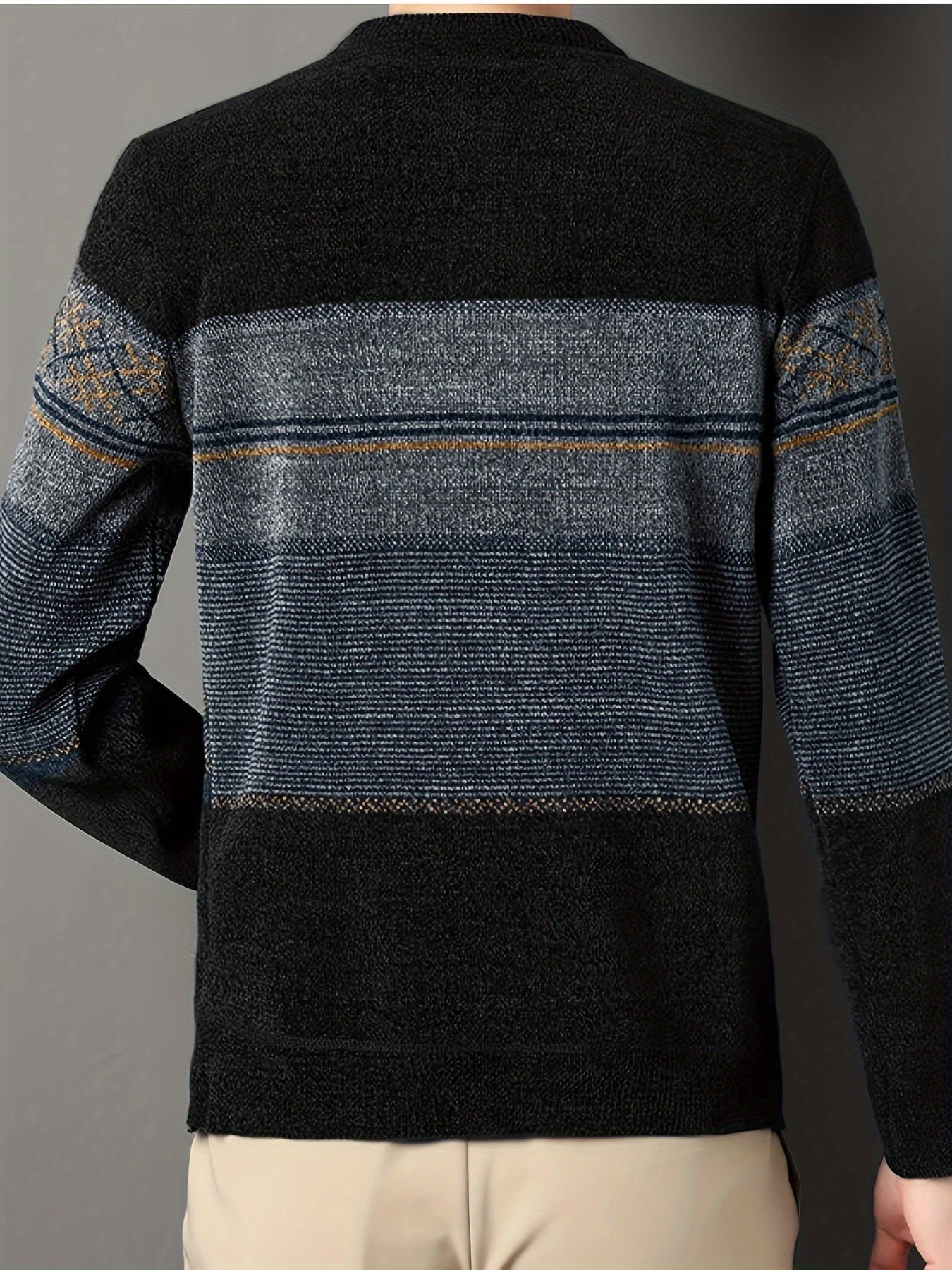 Retro knitted sweater for men