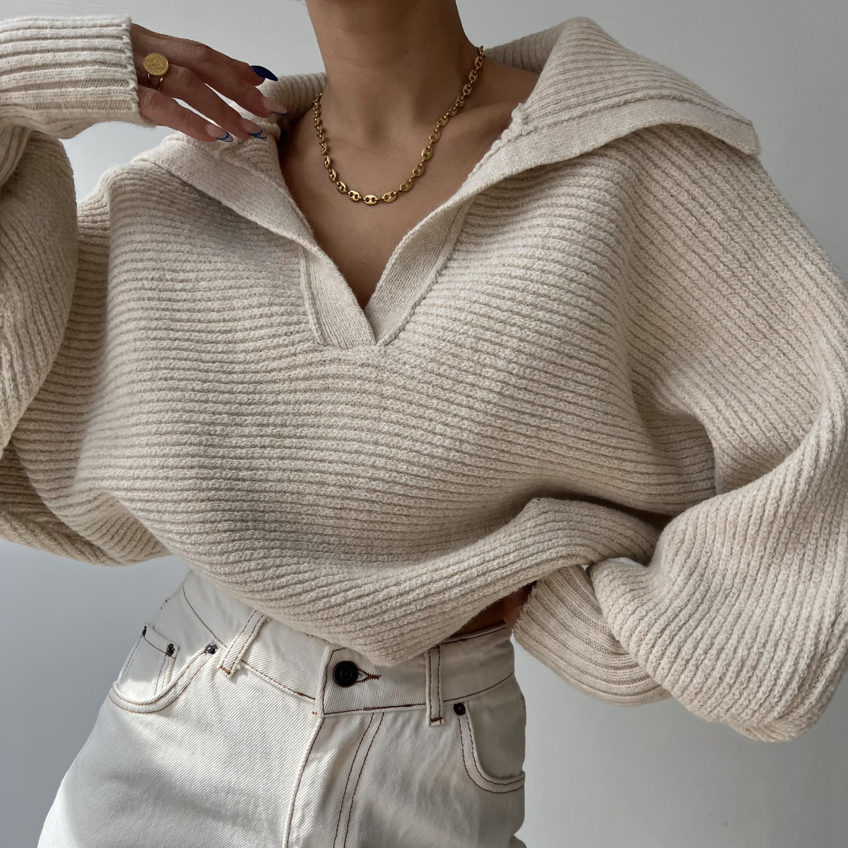 Loose knit sweater for women