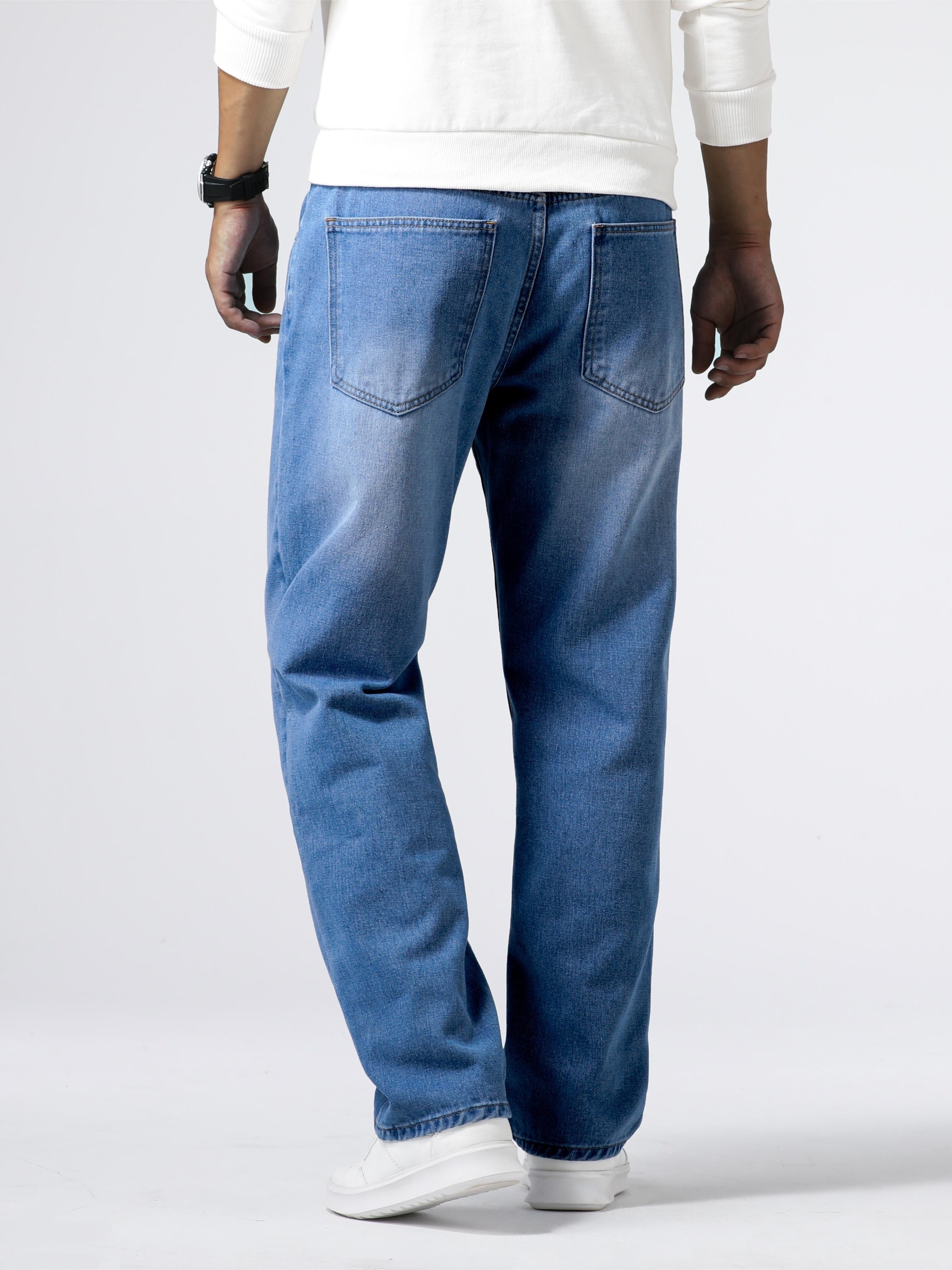 Men's jeans in classic design