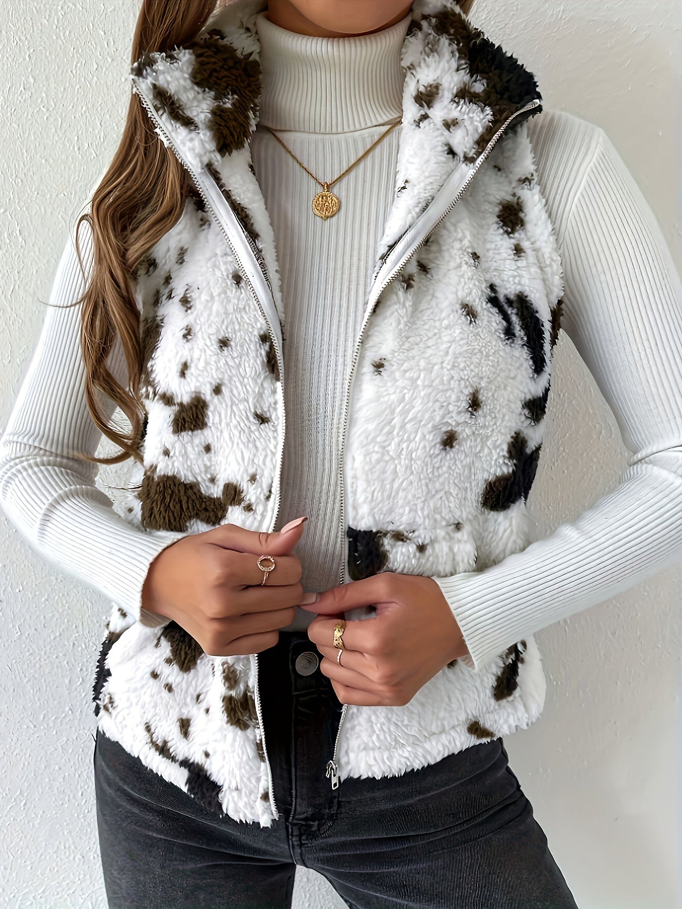 Fluffy cardigan for women