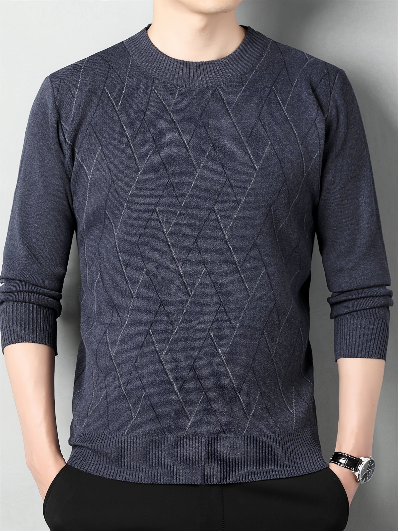 Knitted sweater with geometric pattern