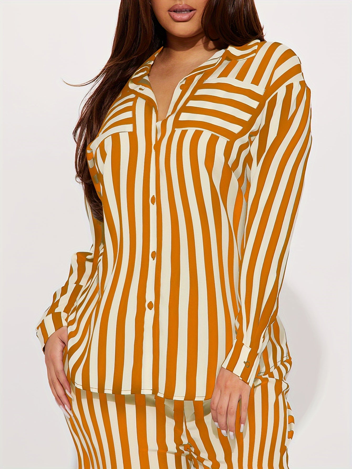 Set consisting of a striped shirt with long sleeves and wide-leg trousers