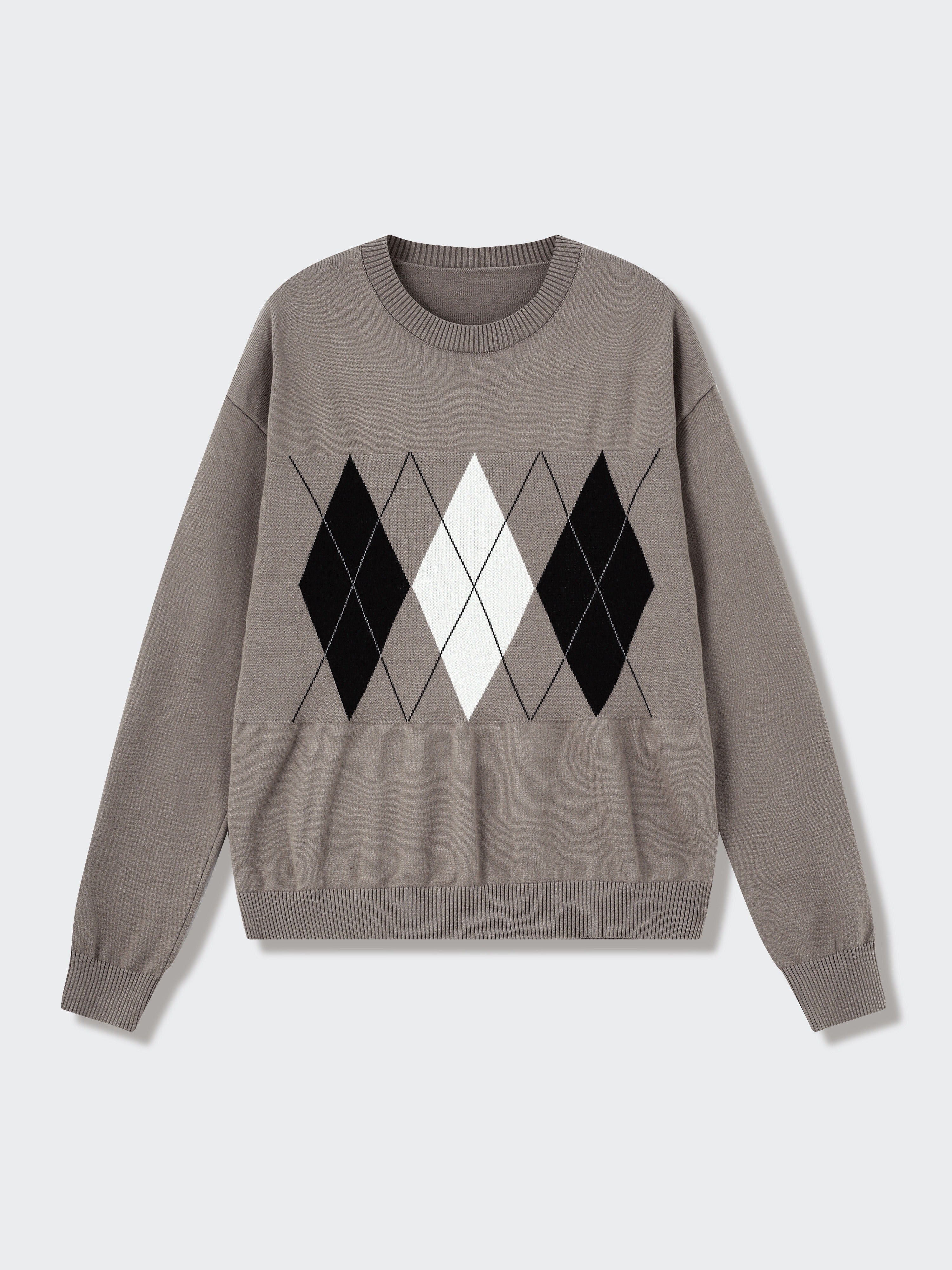 Loose argyle knitted sweater