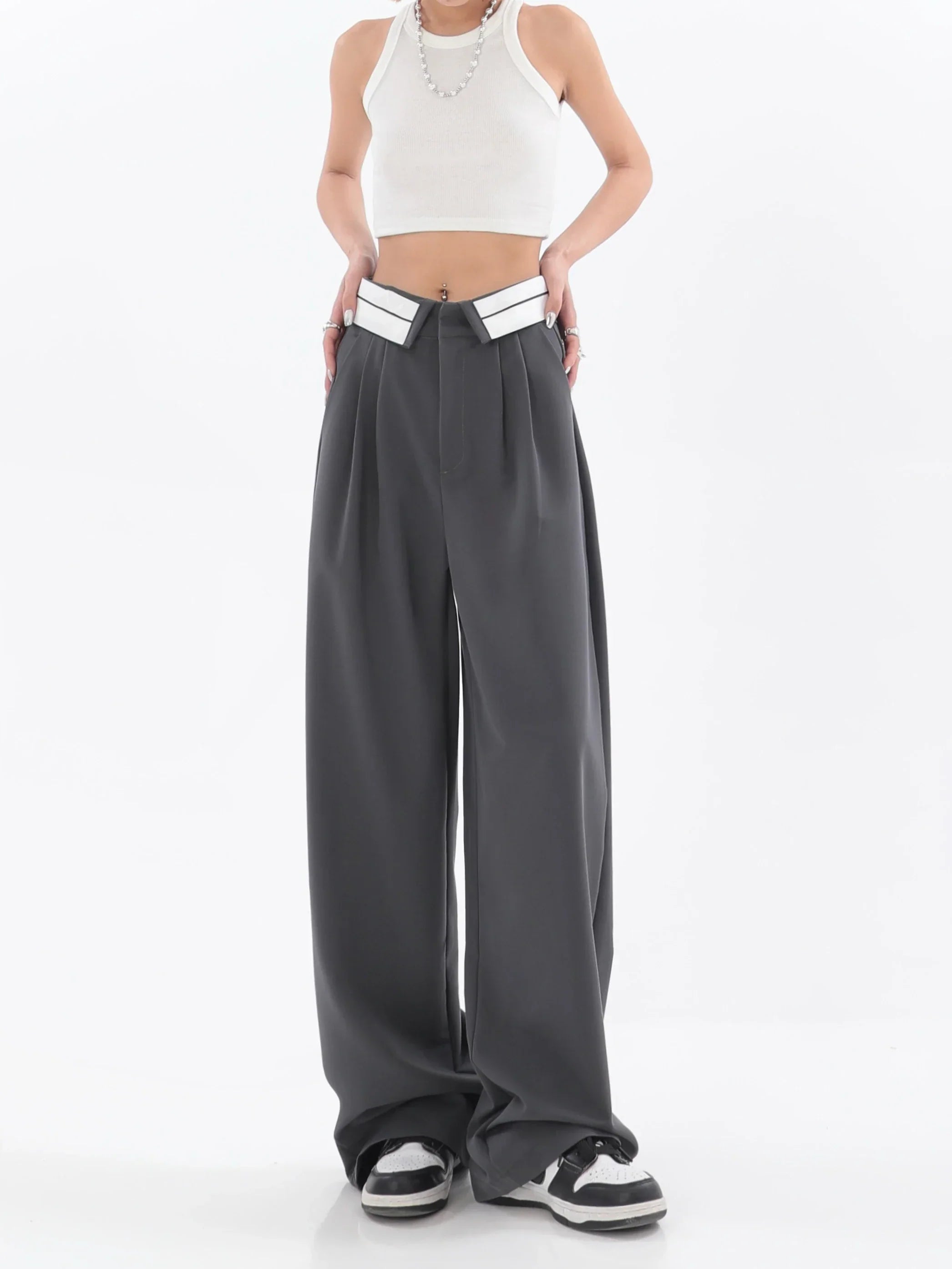 Wide trousers with a high waist