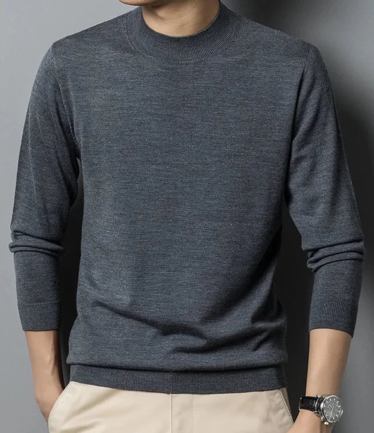 Long sleeve crew neck sweater for men