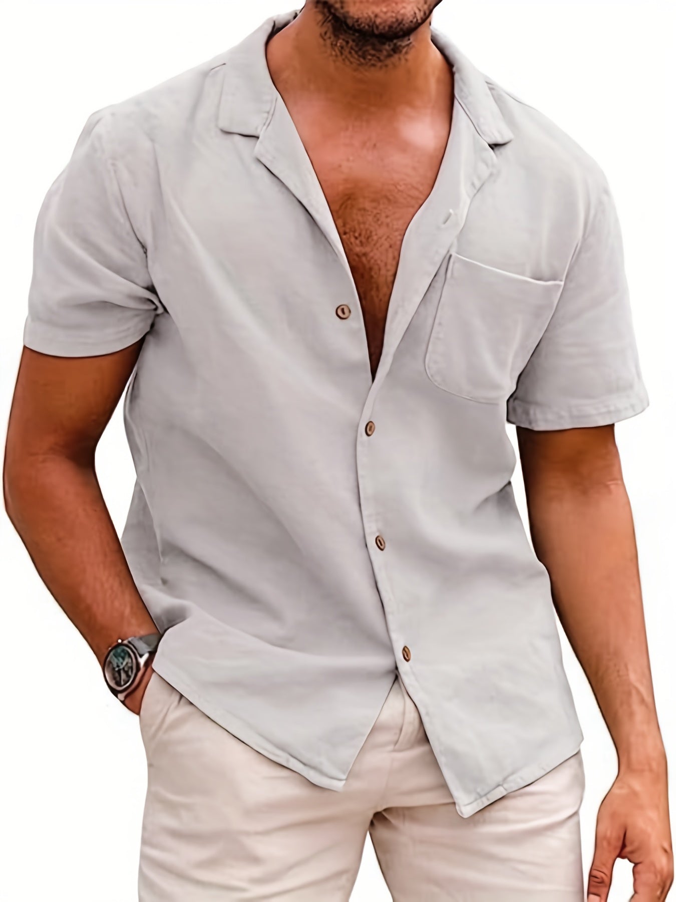 Casual, slightly stretchy loose shirt with short sleeves and lapels