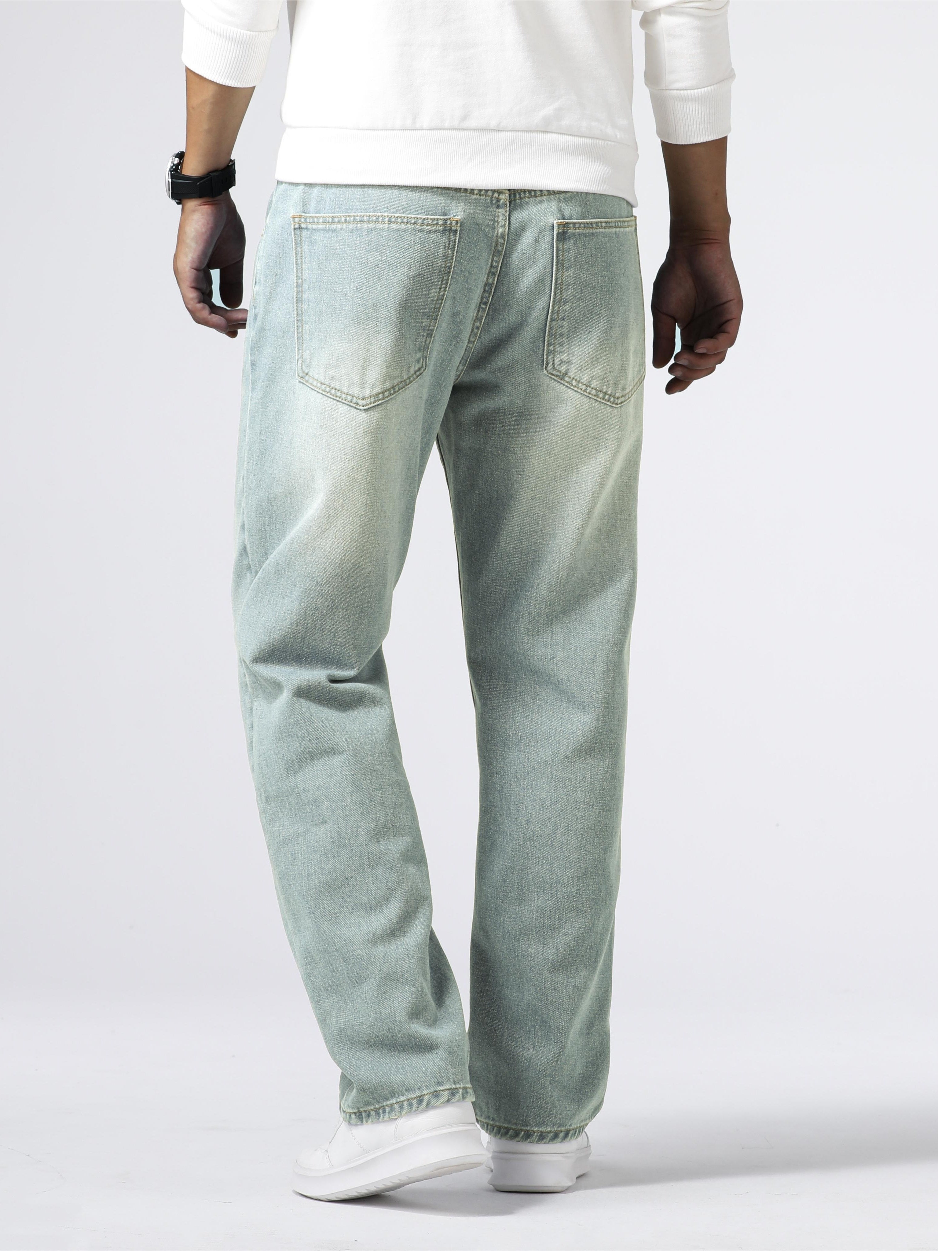 Men's jeans in classic design