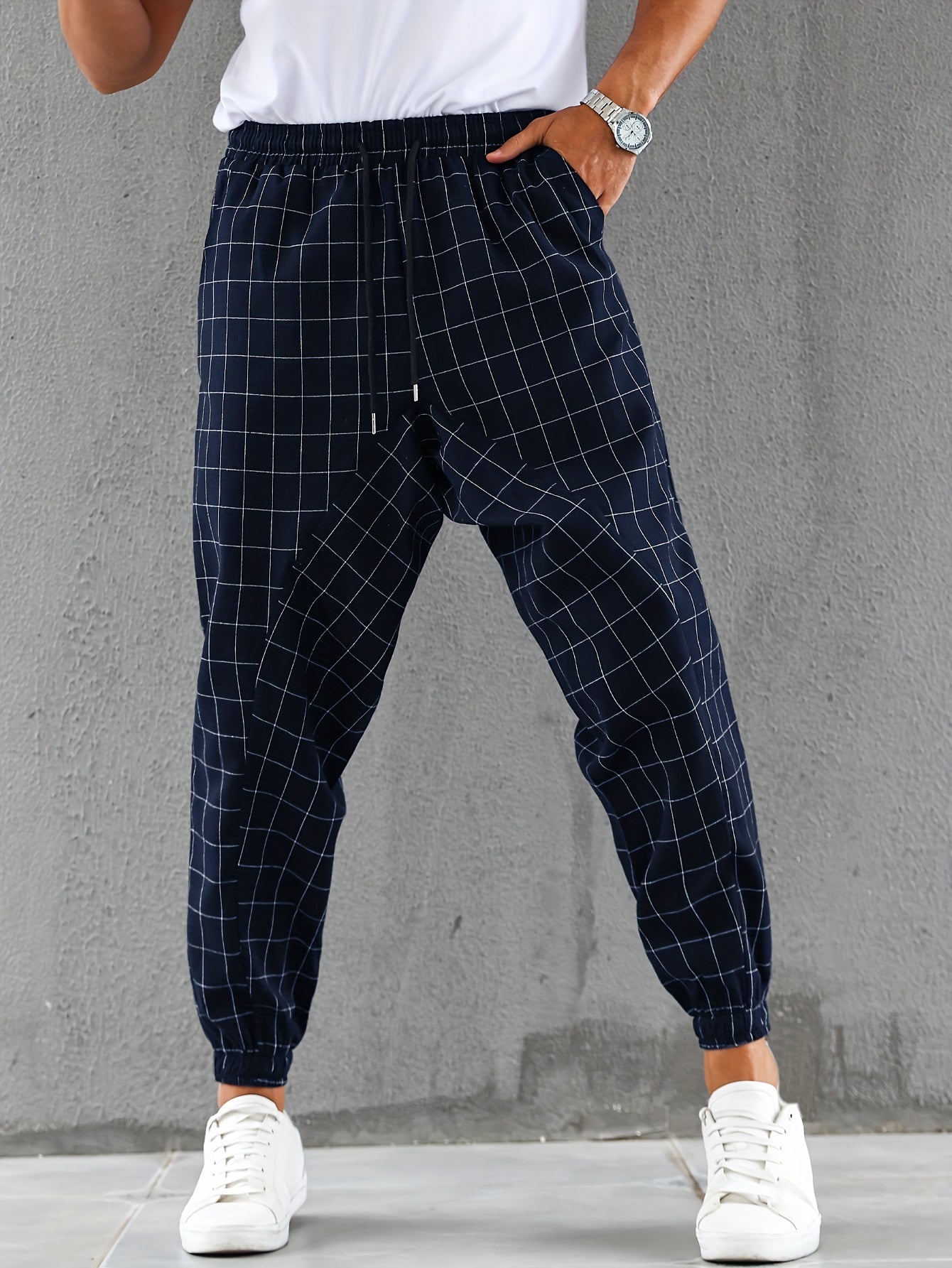 Checked jogging pants with drawstring