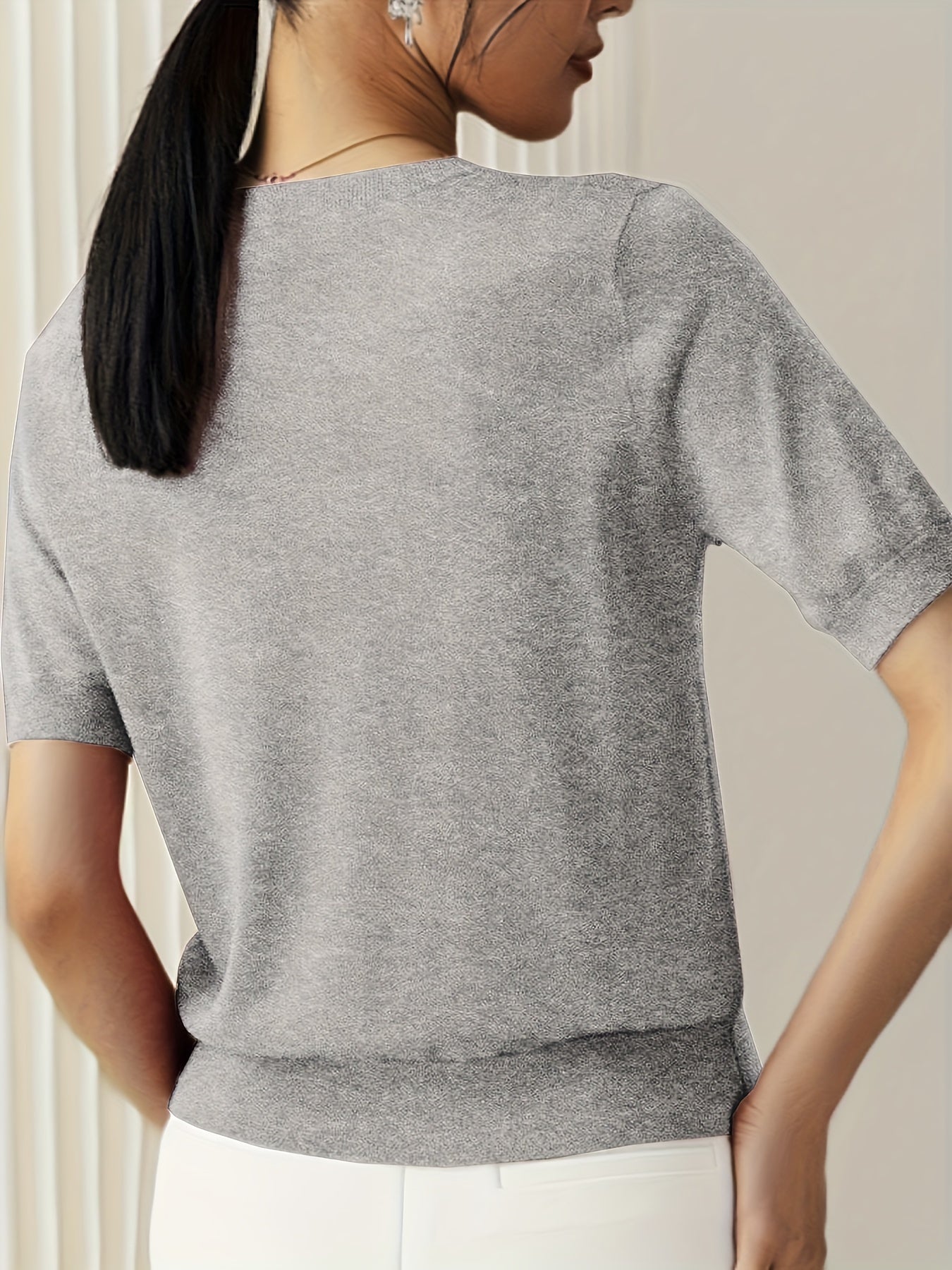 Casual sweater with short sleeves for spring and summer