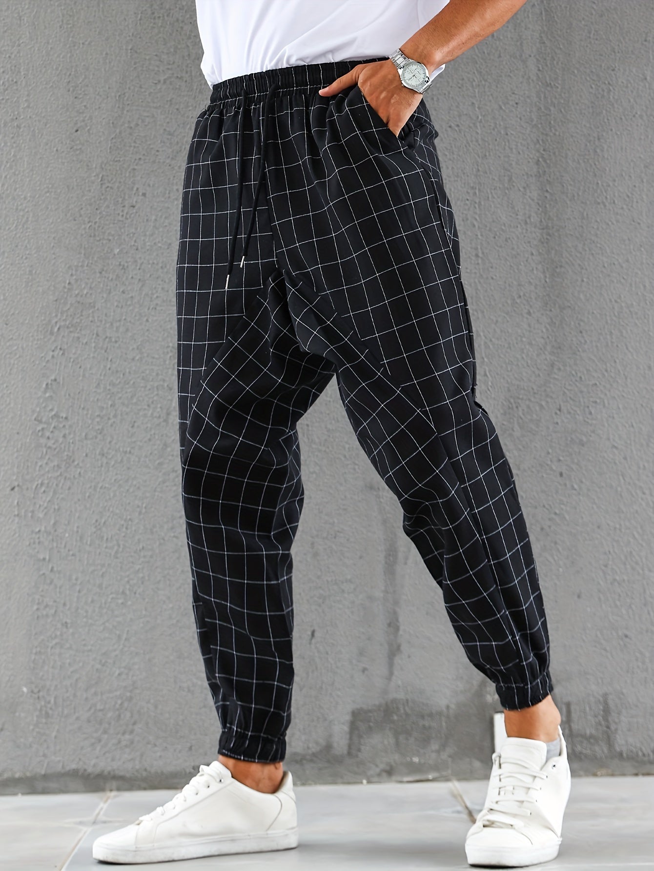 Checked jogging pants with drawstring