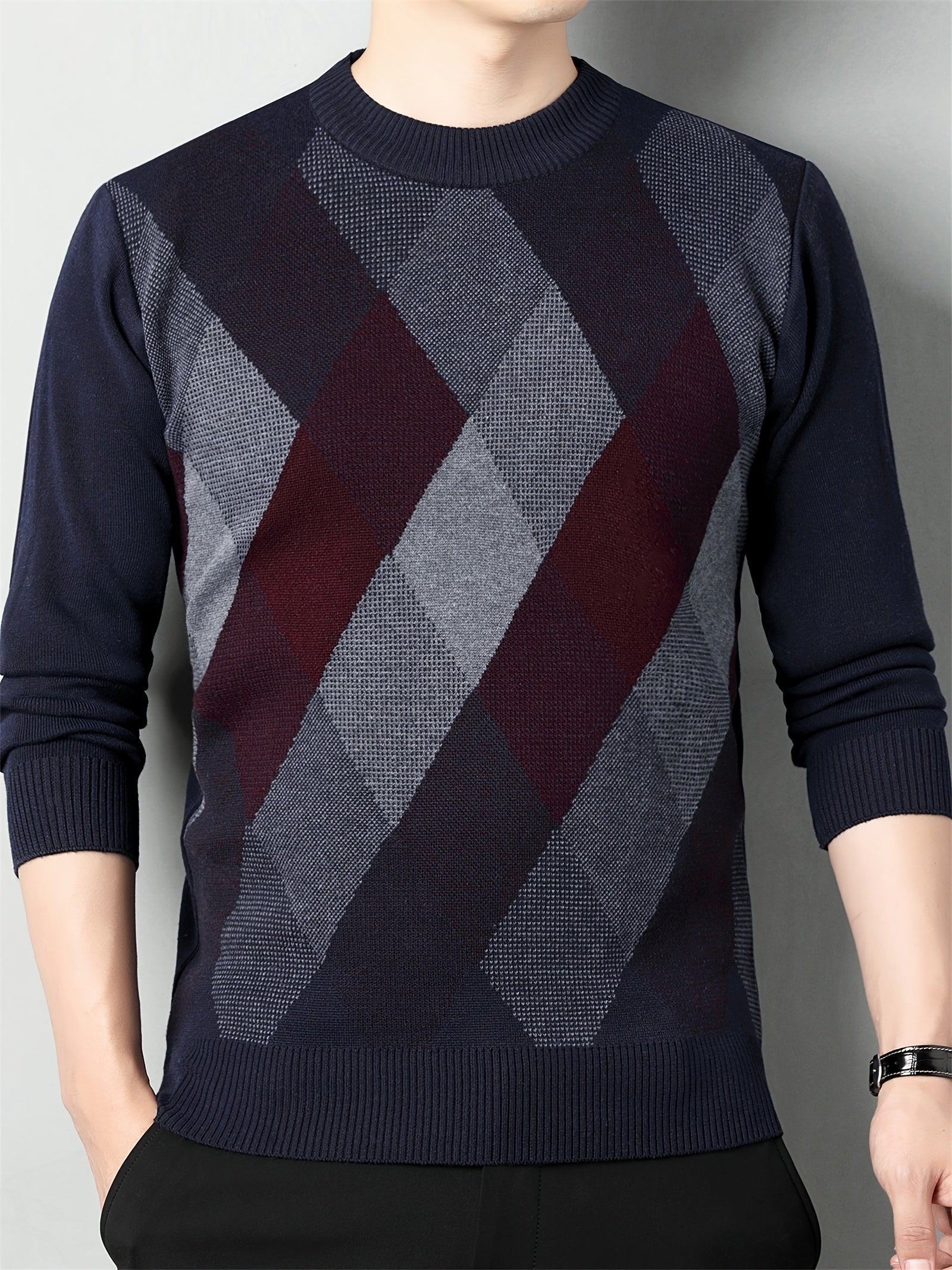 Knitted sweater with geometric pattern