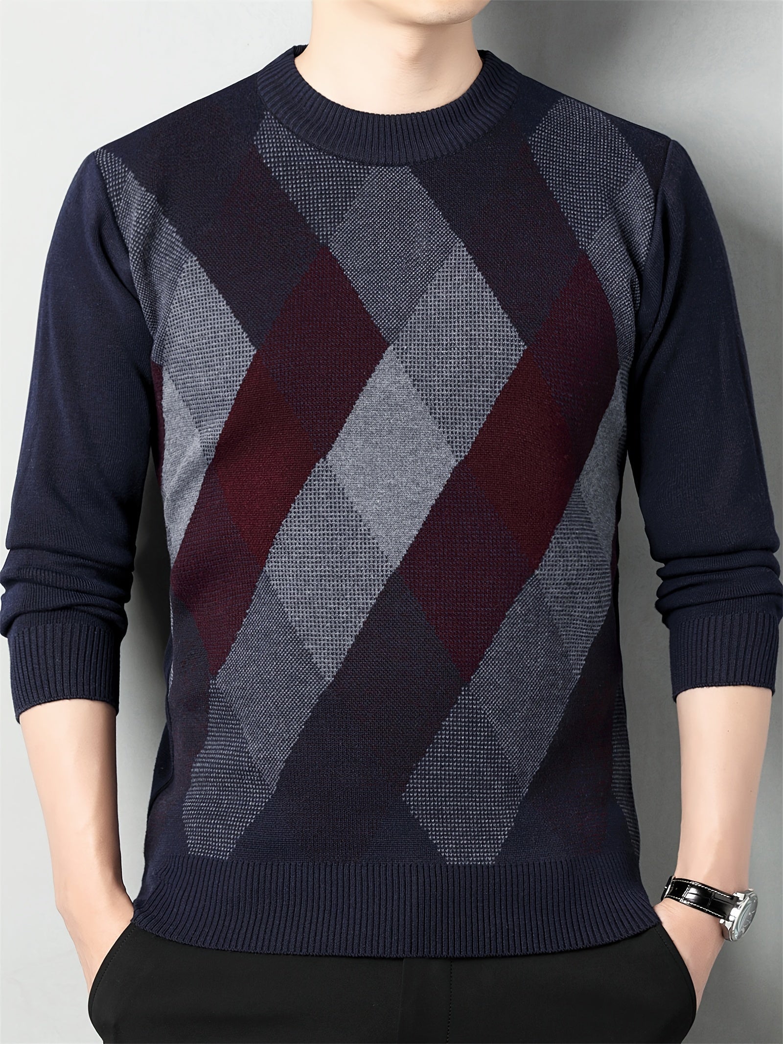 Knitted sweater with geometric pattern