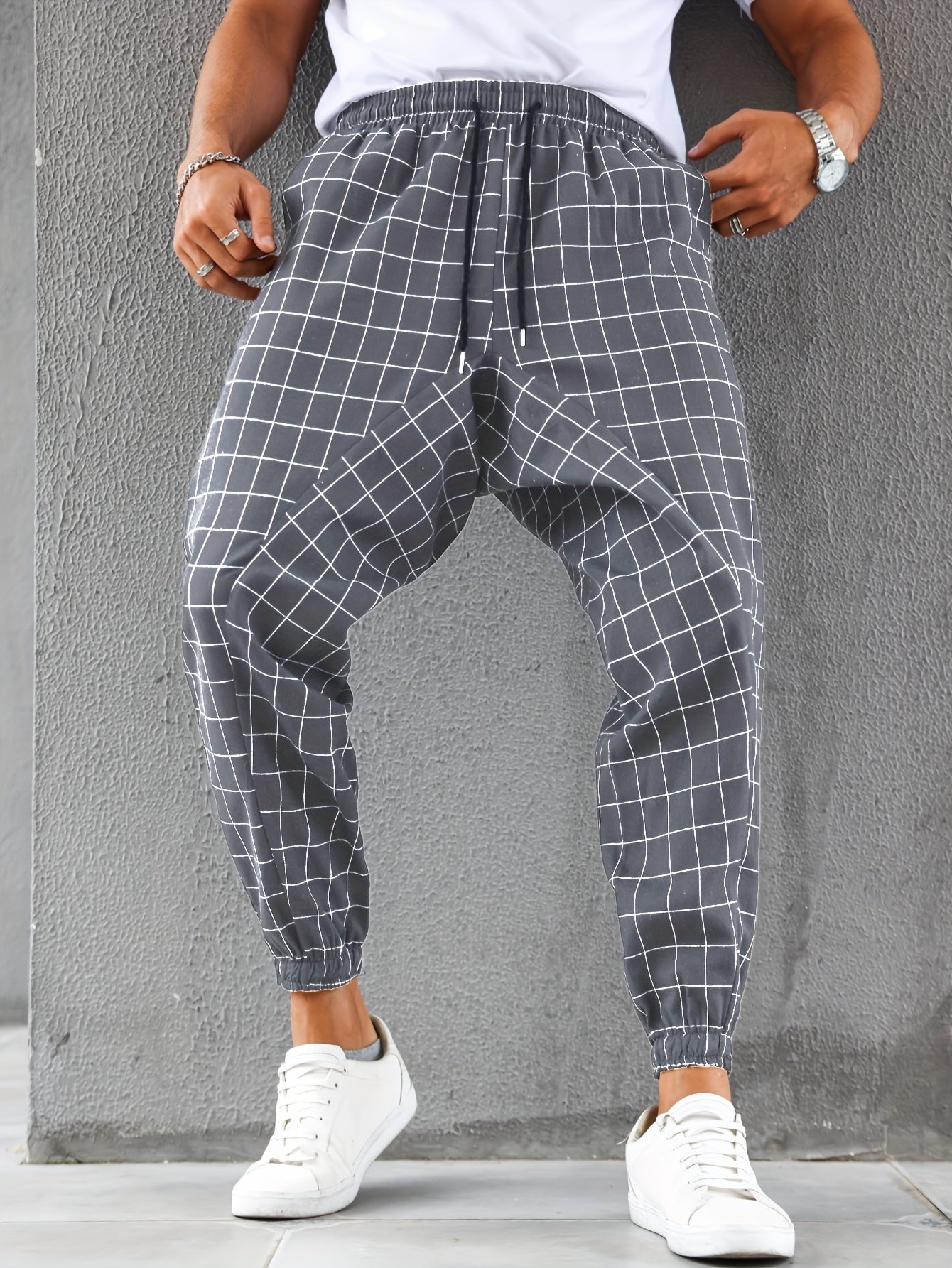 Checked jogging pants with drawstring