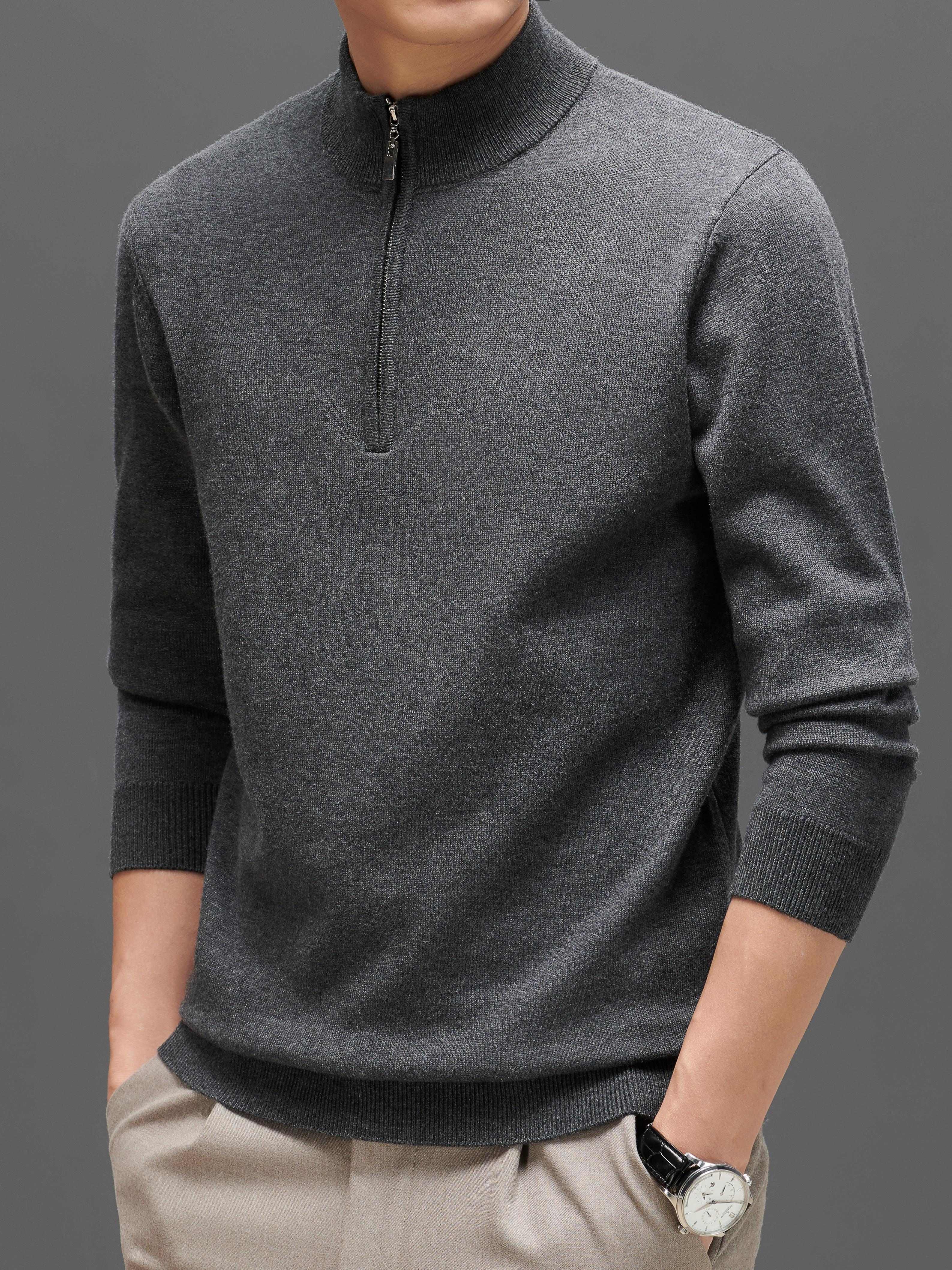 Knitted wool sweater for men