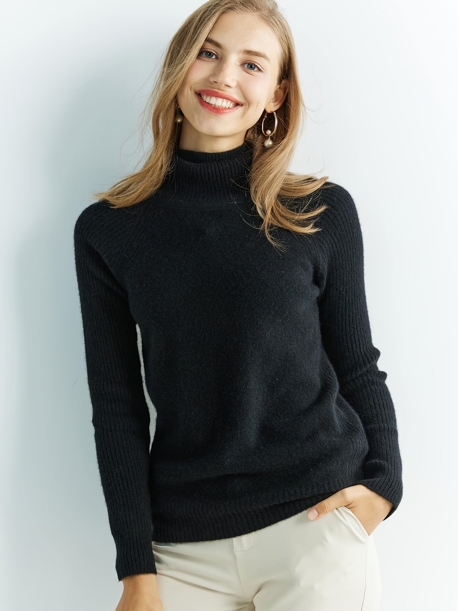 Sweater made of 100% merino wool