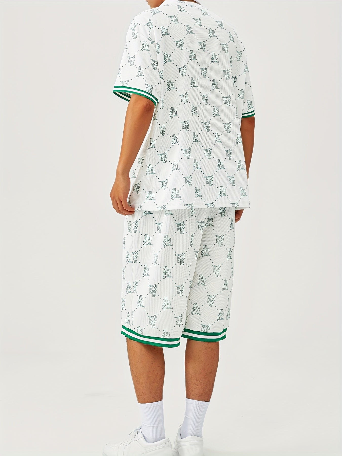 T-shirt and shorts with letter pattern print