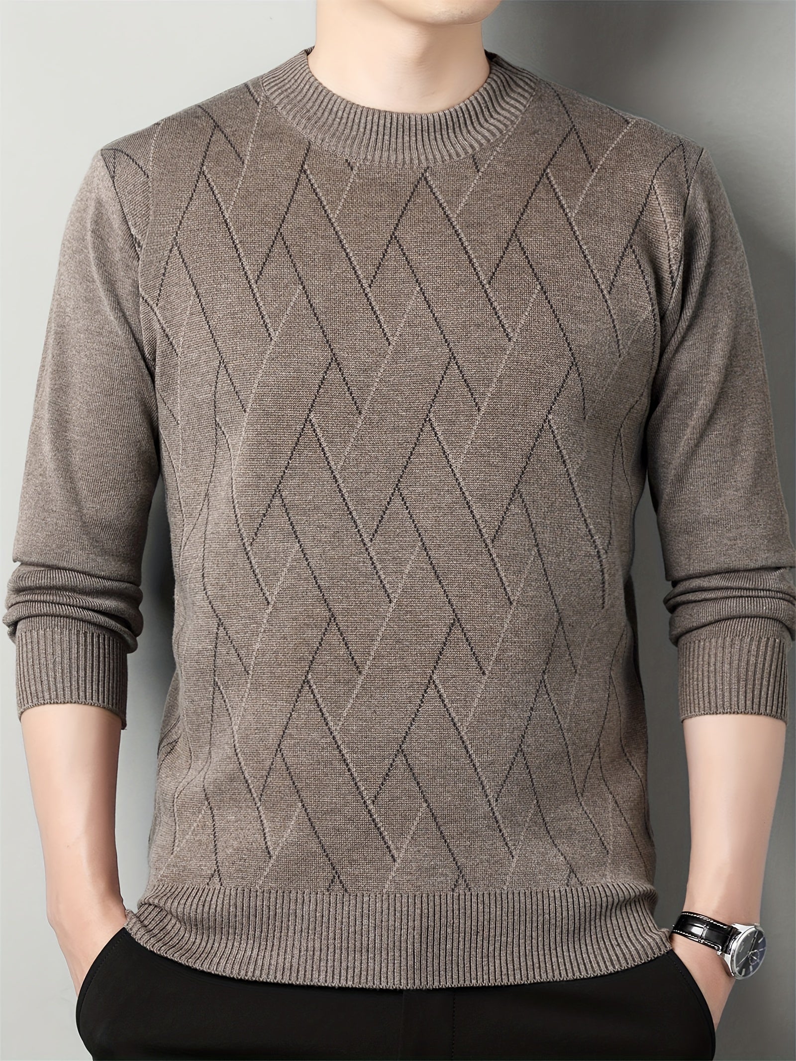 Knitted sweater with geometric pattern