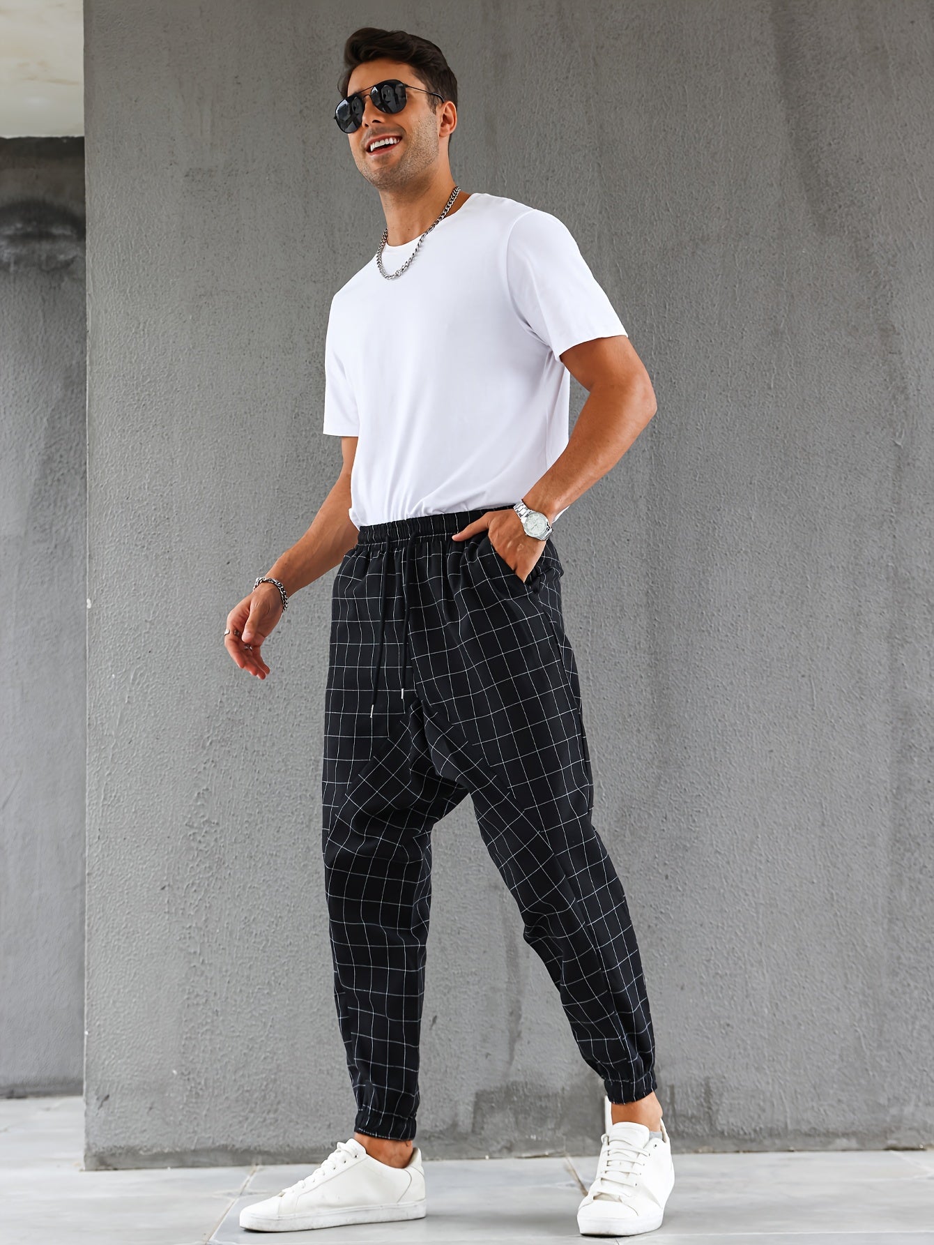 Checked jogging pants with drawstring