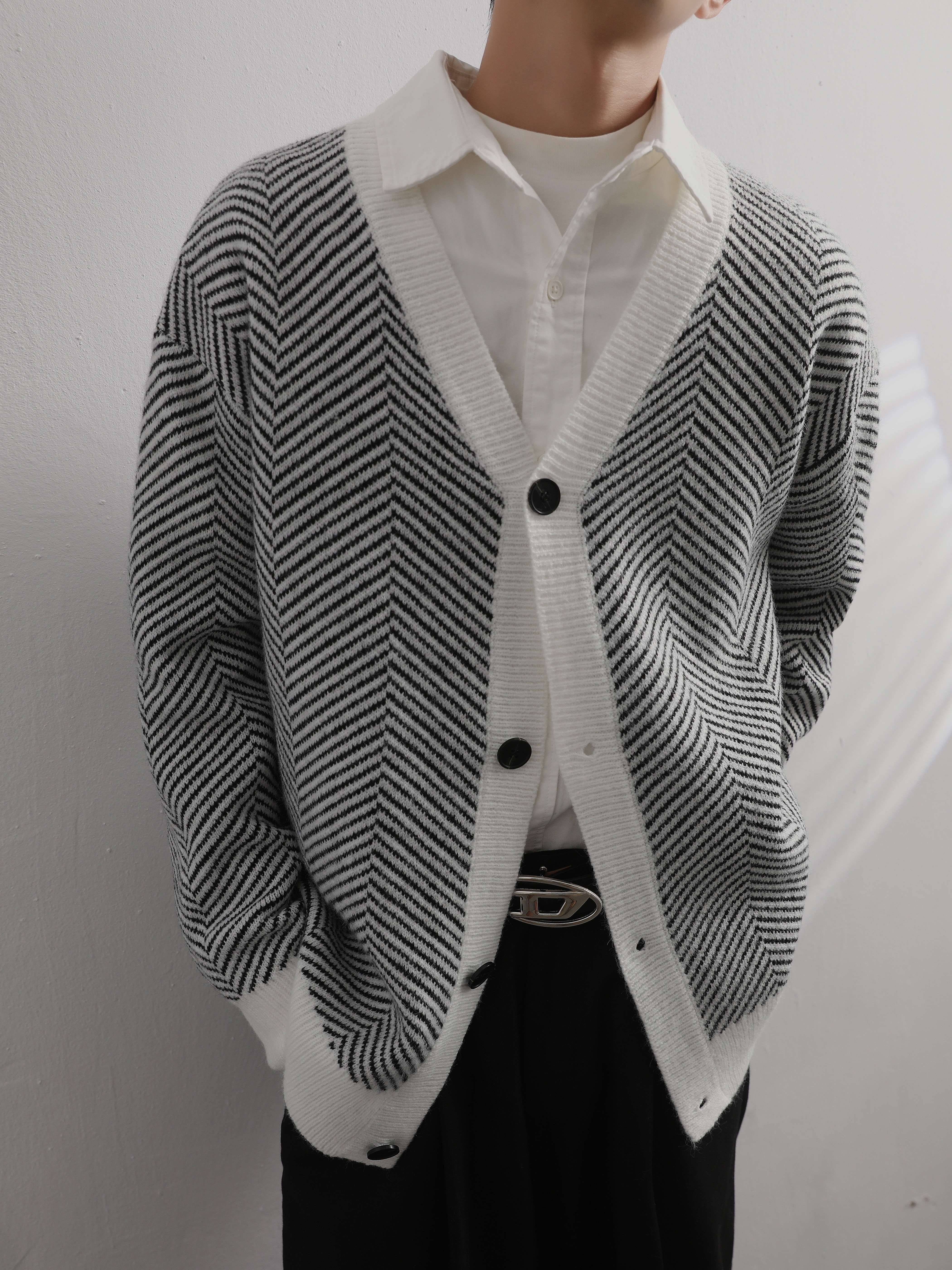 Stylish striped loose cardigan