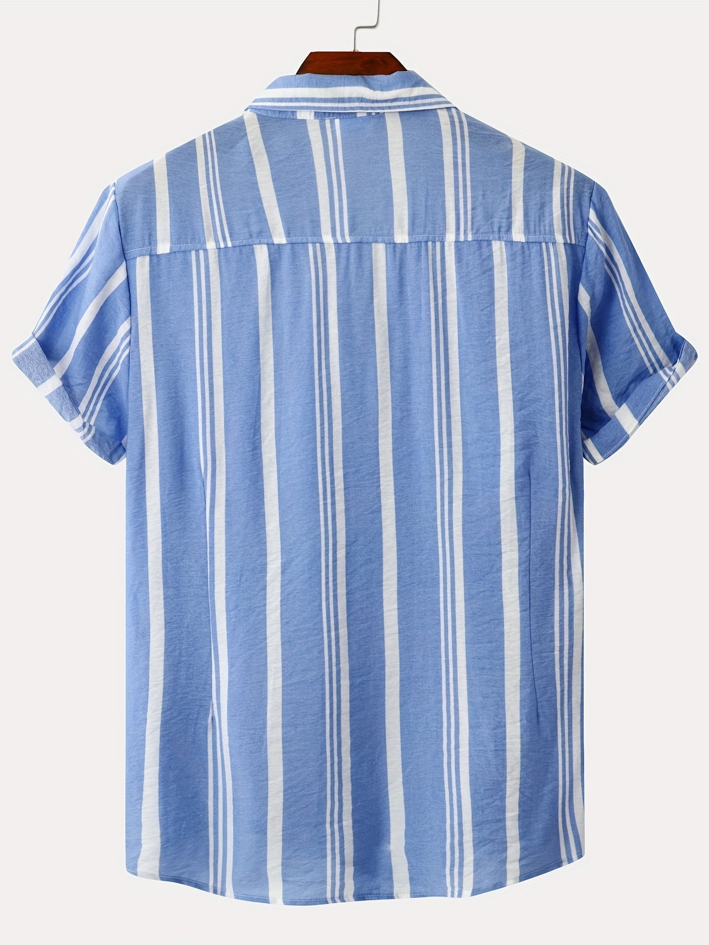 Casual thin short sleeve lapel shirt for men with a striped pattern