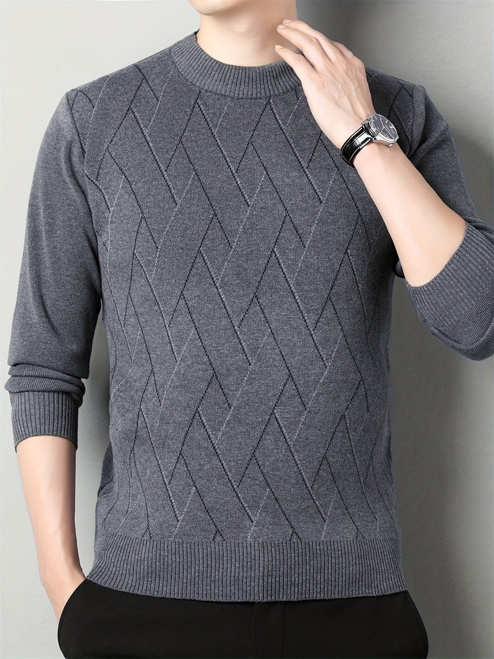 Knitted sweater with geometric pattern