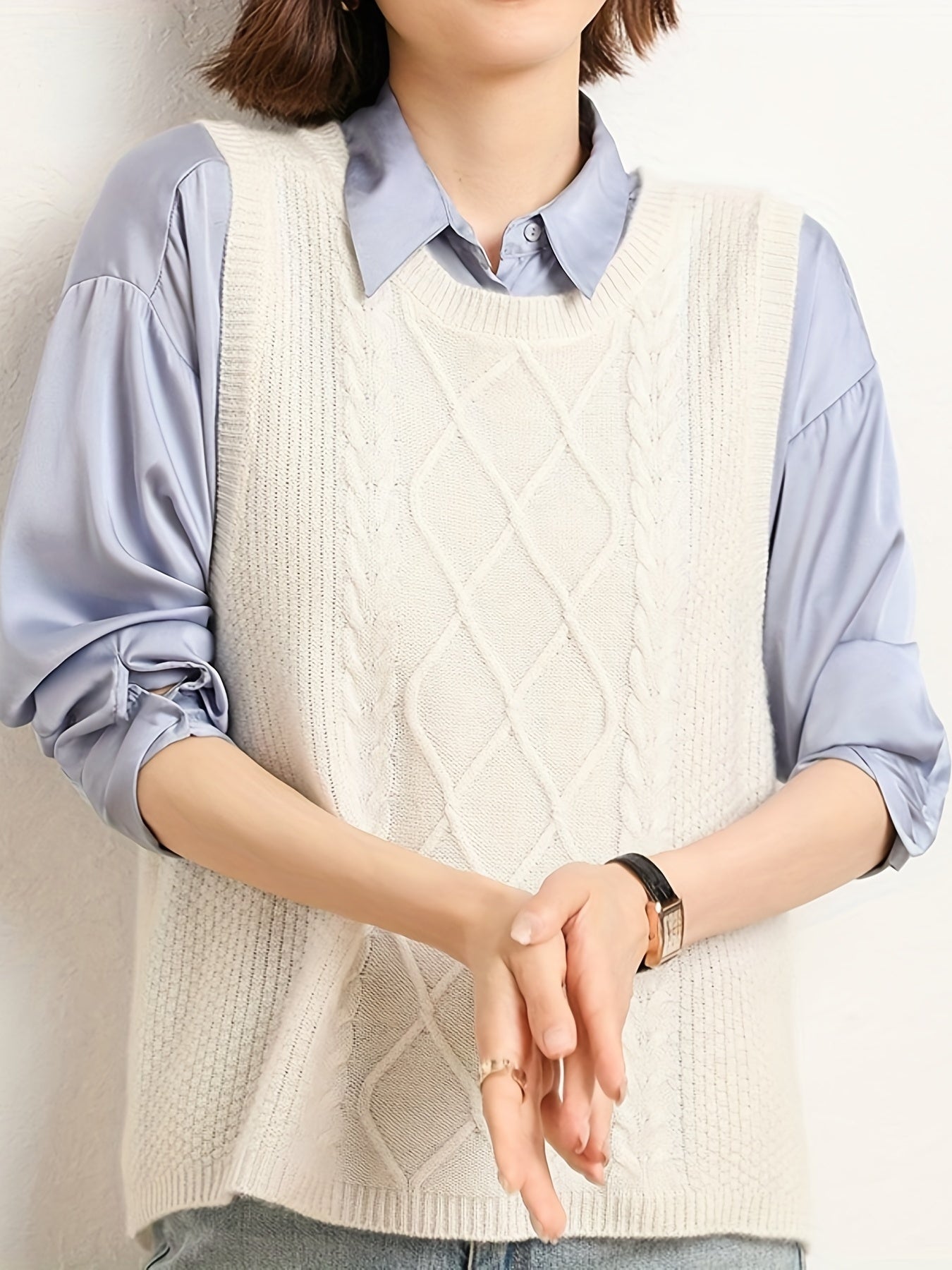 Knitted sweater cardigan for women