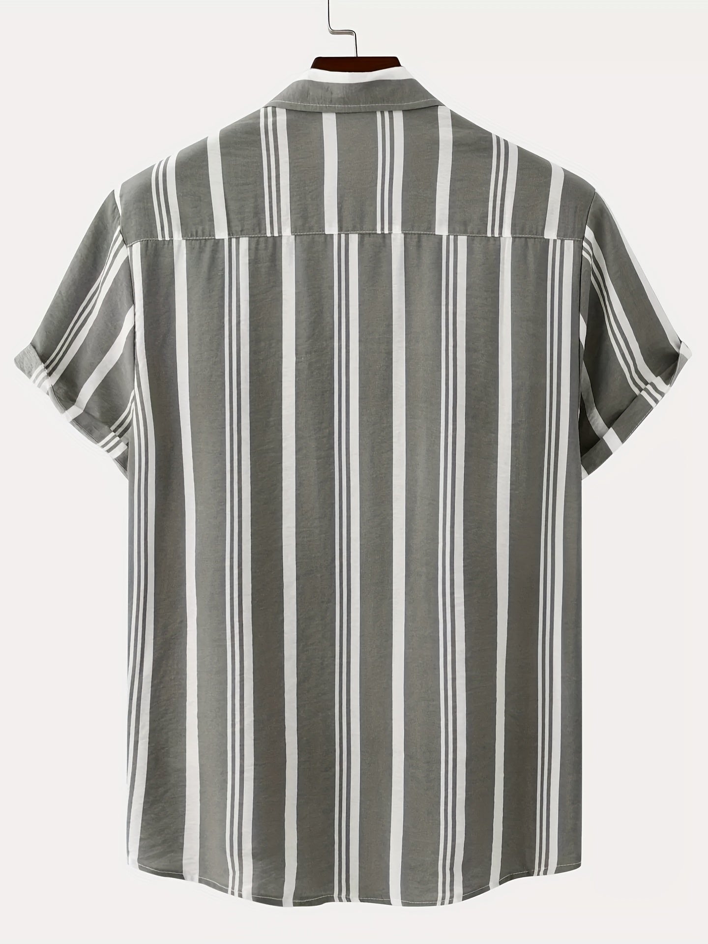 Casual thin short sleeve lapel shirt for men with a striped pattern