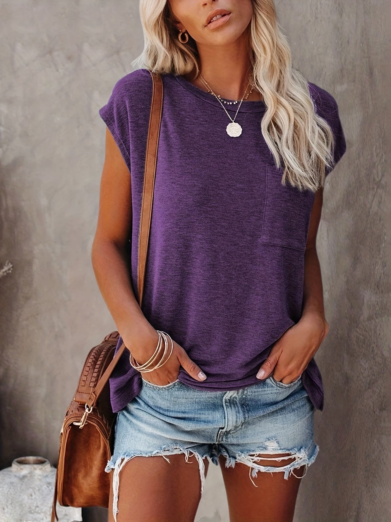 Casual relaxed short sleeve t-shirts for women