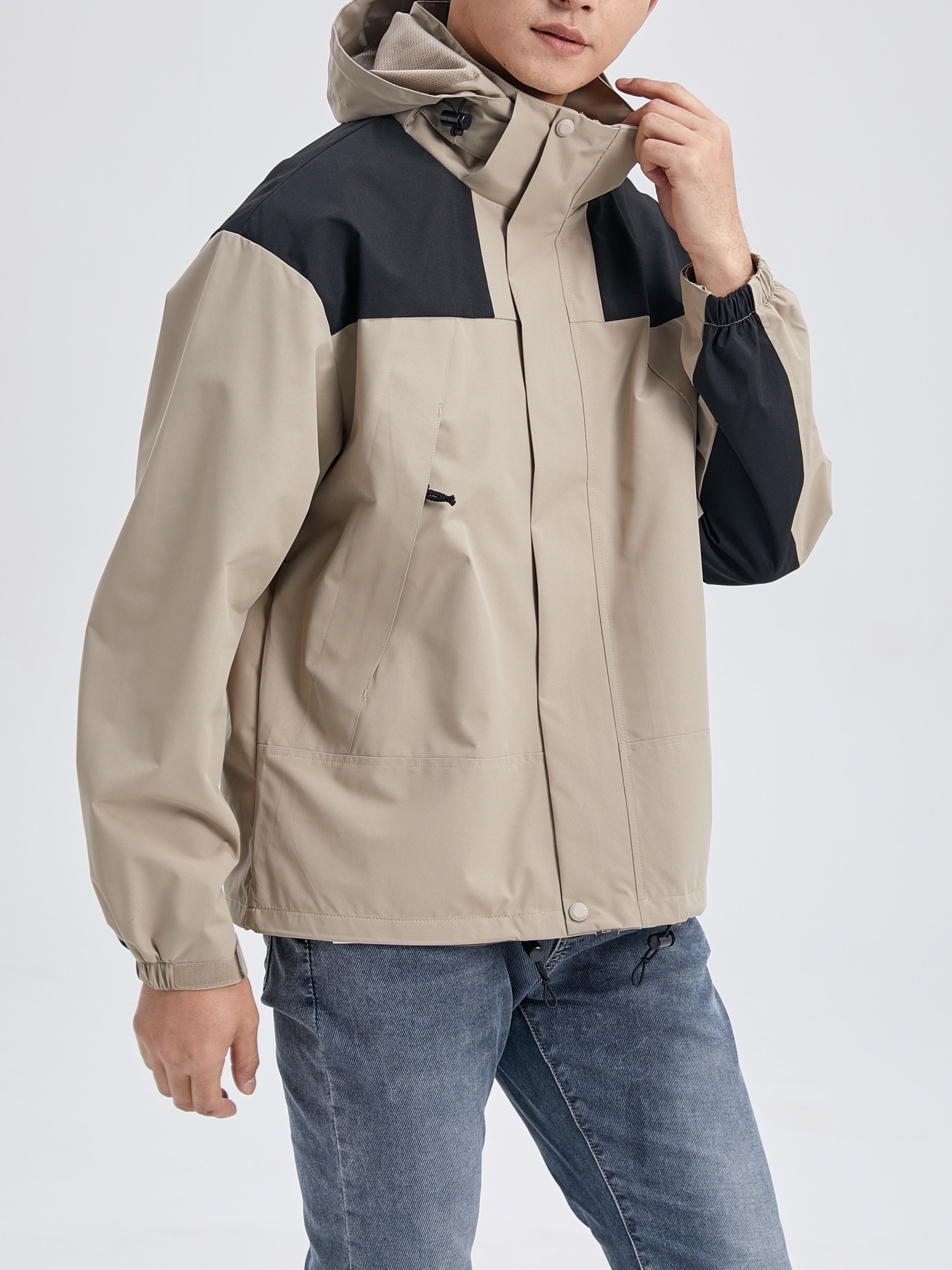 Windbreaker with removable lining